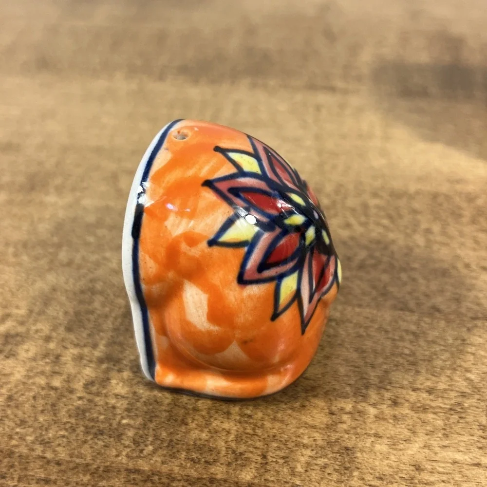 Camel W/‎ Floral Design Ceramic Salt & Pepper Shakers Orange